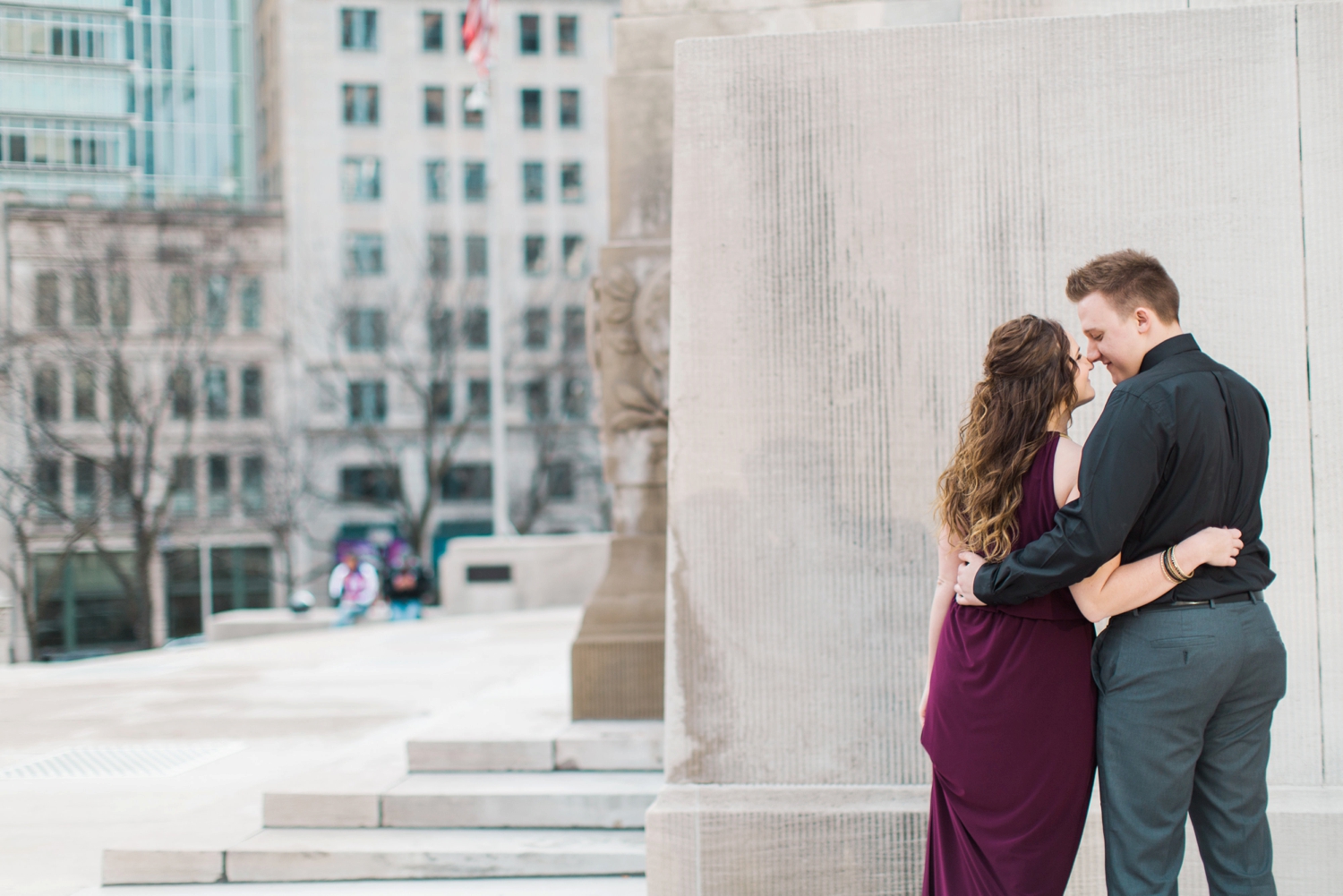 downtown-indianapolis-engagement-shoot_5969.jpg