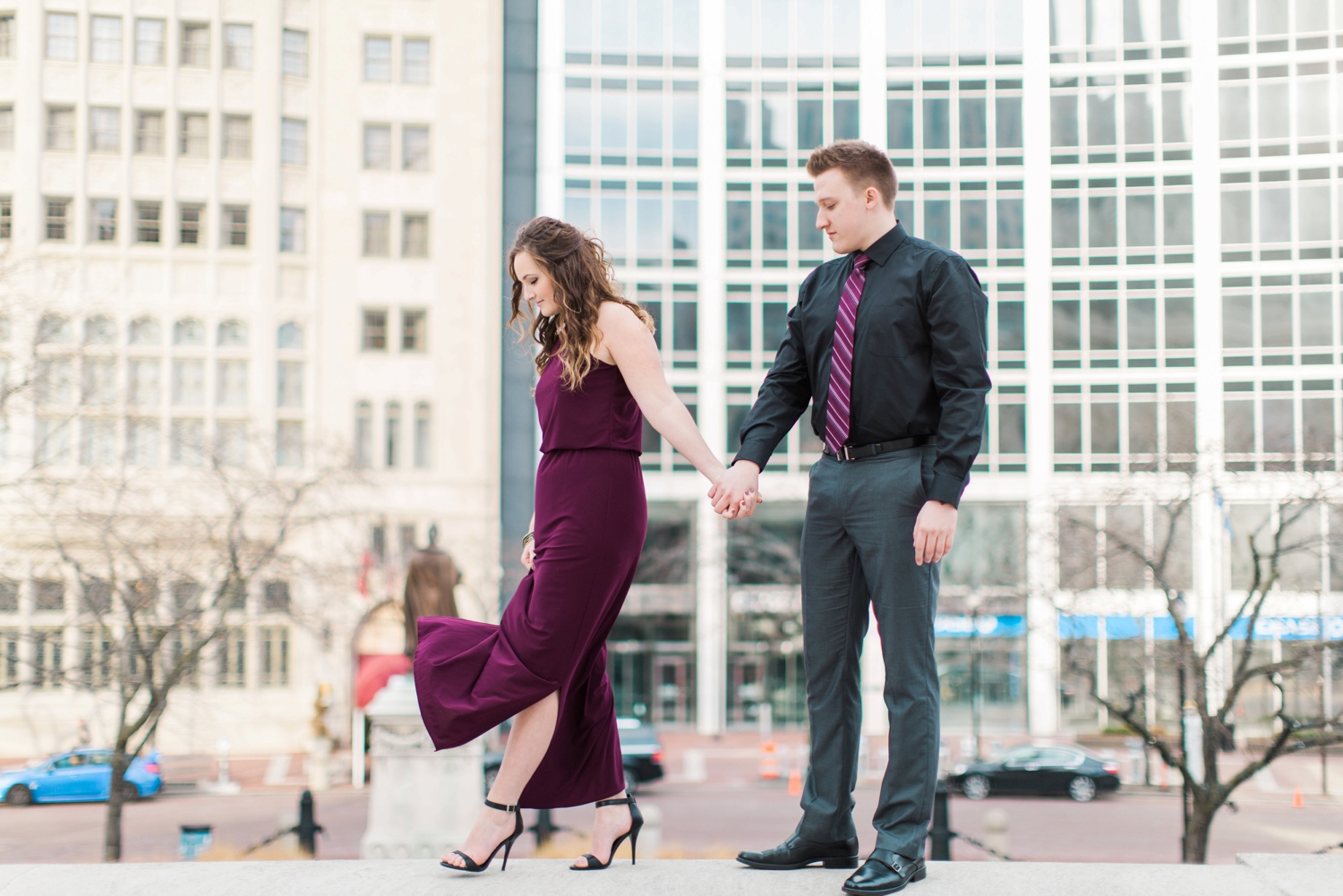 downtown-indianapolis-engagement-shoot_5978.jpg