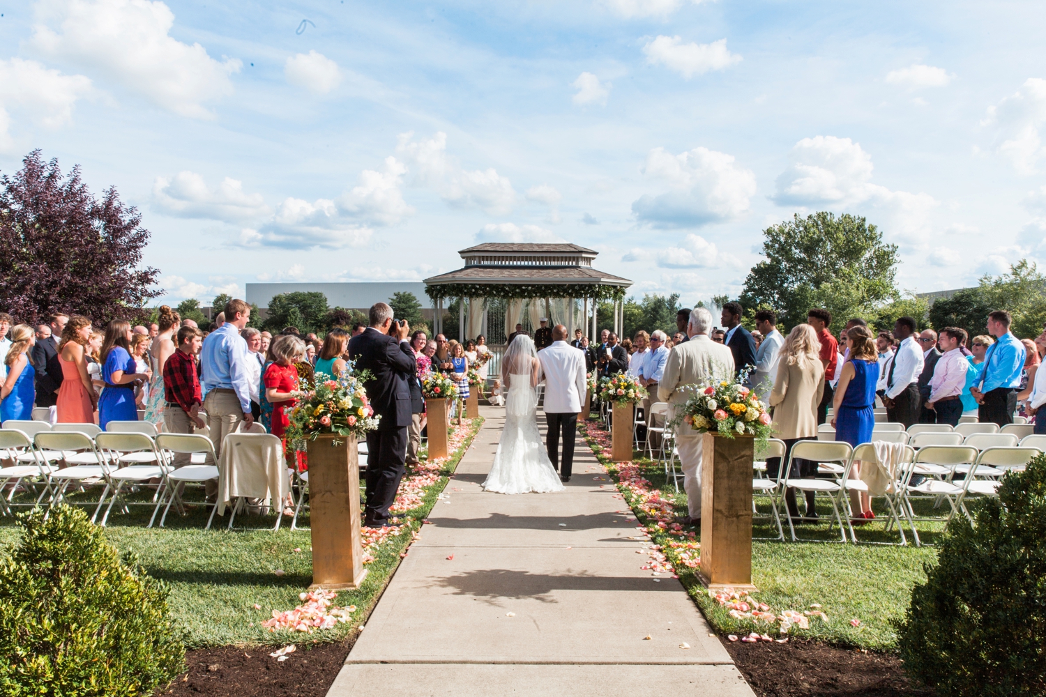 Wedding-at-The-Savannah-Center-West-Chester-Ohio-Photography-Chloe-Luka-Photography_7486.jpg