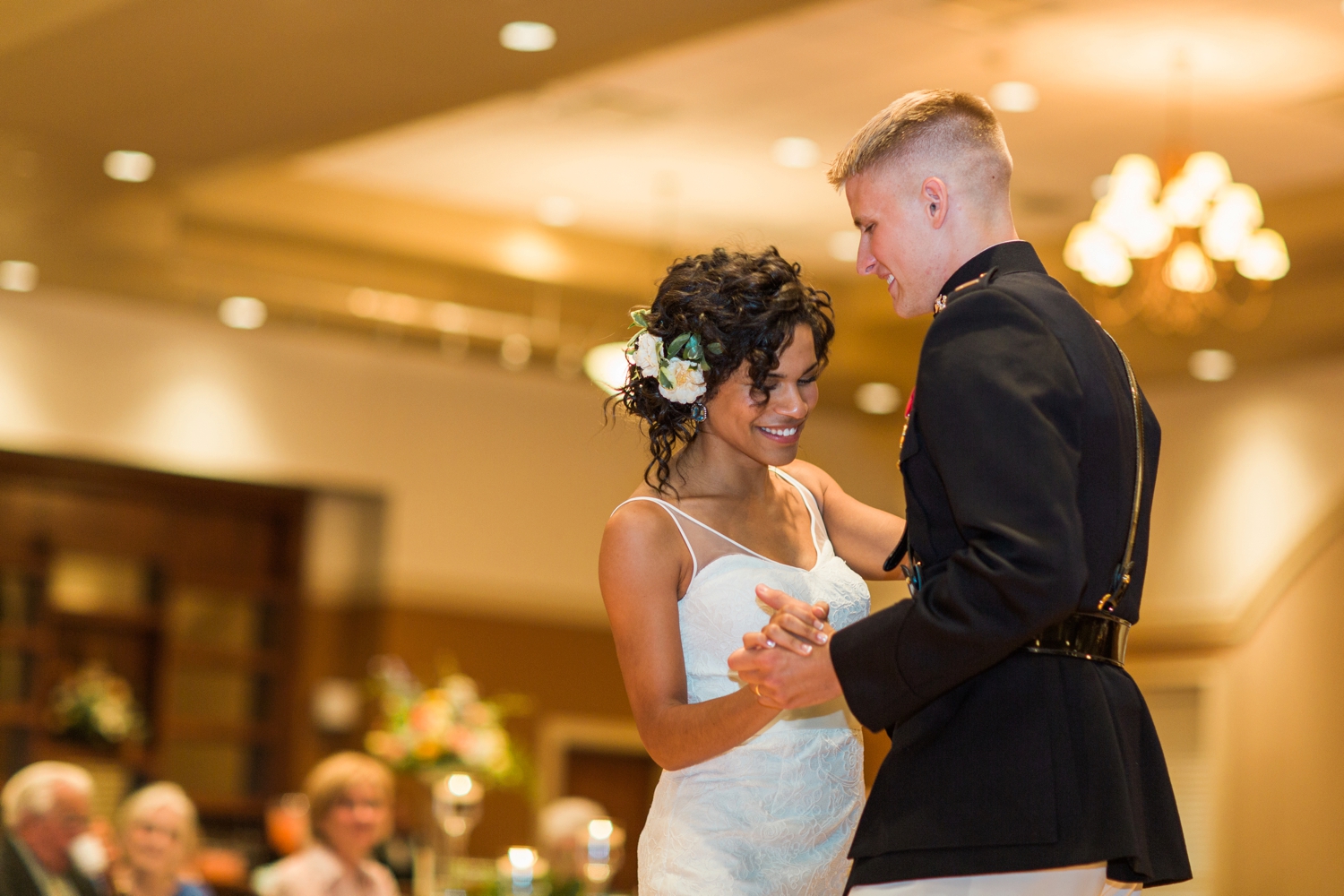 Wedding-at-The-Savannah-Center-West-Chester-Ohio-Photography-Chloe-Luka-Photography_7563.jpg