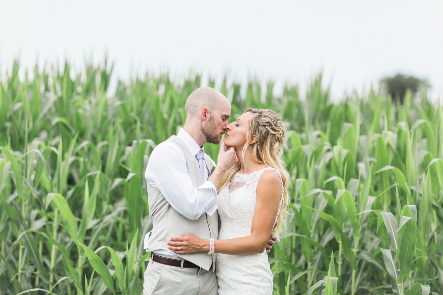 Barn-on-Maryland-Ridge-Indiana-Wedding-Photography-Chloe-Luka-Photography_7917.jpg