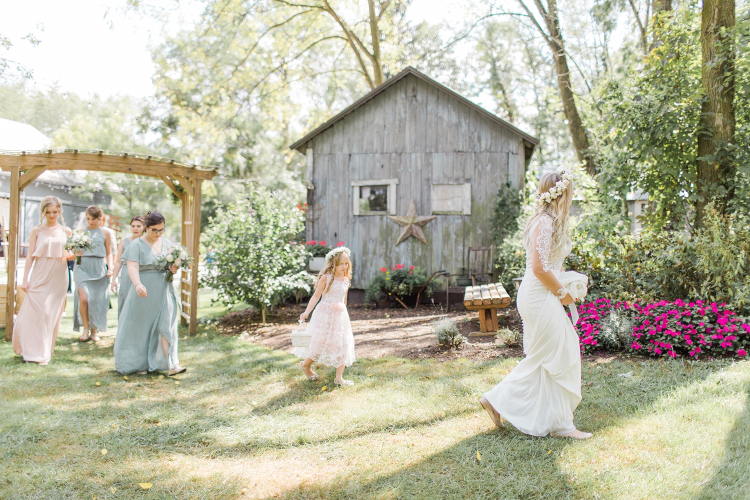 outdoor-wedding-barn-at-the-meadows-ohio_1074.jpg