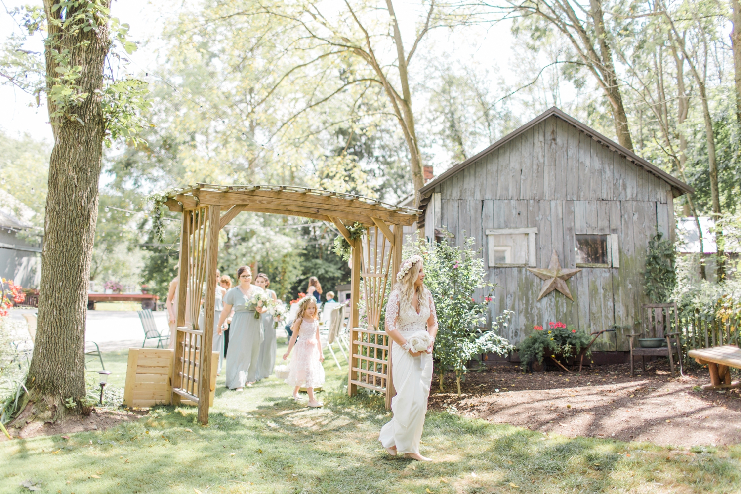 outdoor-wedding-barn-at-the-meadows-ohio_1192.jpg
