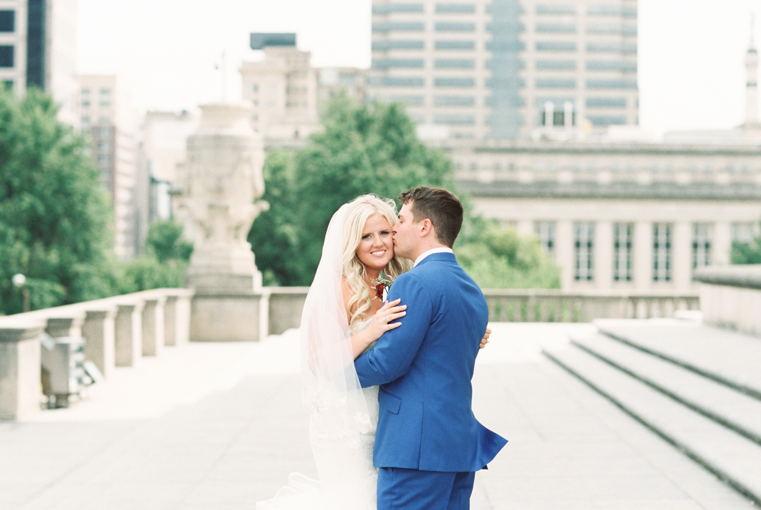 regions-tower-rooftop-wedding-downtown-indianapolis_0739.jpg