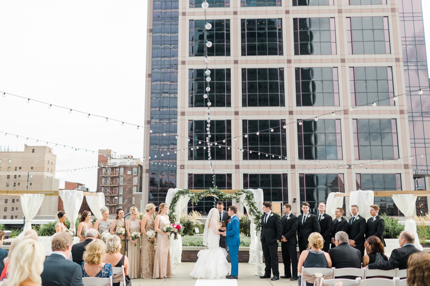 regions-tower-rooftop-wedding-downtown-indianapolis_0805.jpg